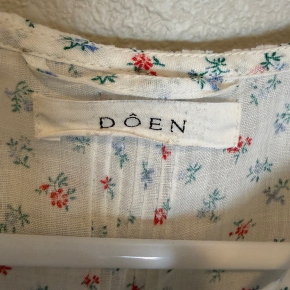 Doen Floral Ruffle Dress size small - Picture 4 of 8